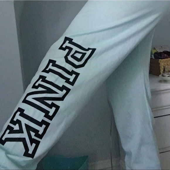 PINK sweats - Picture 1 of 3